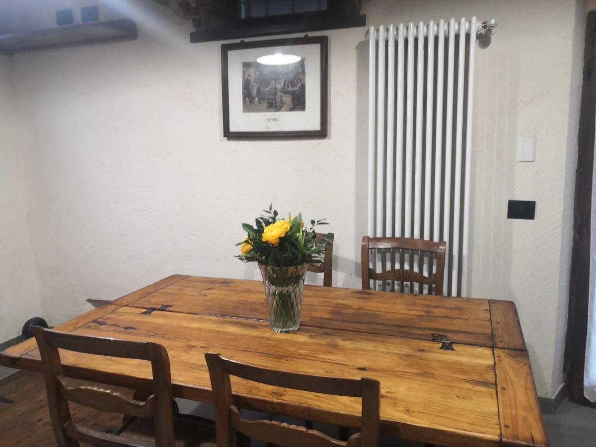 Da Tinti Apartment Madonna Del Sasso Bagian luar foto