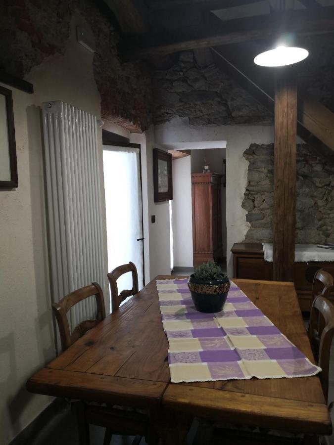 Da Tinti Apartment Madonna Del Sasso Bagian luar foto
