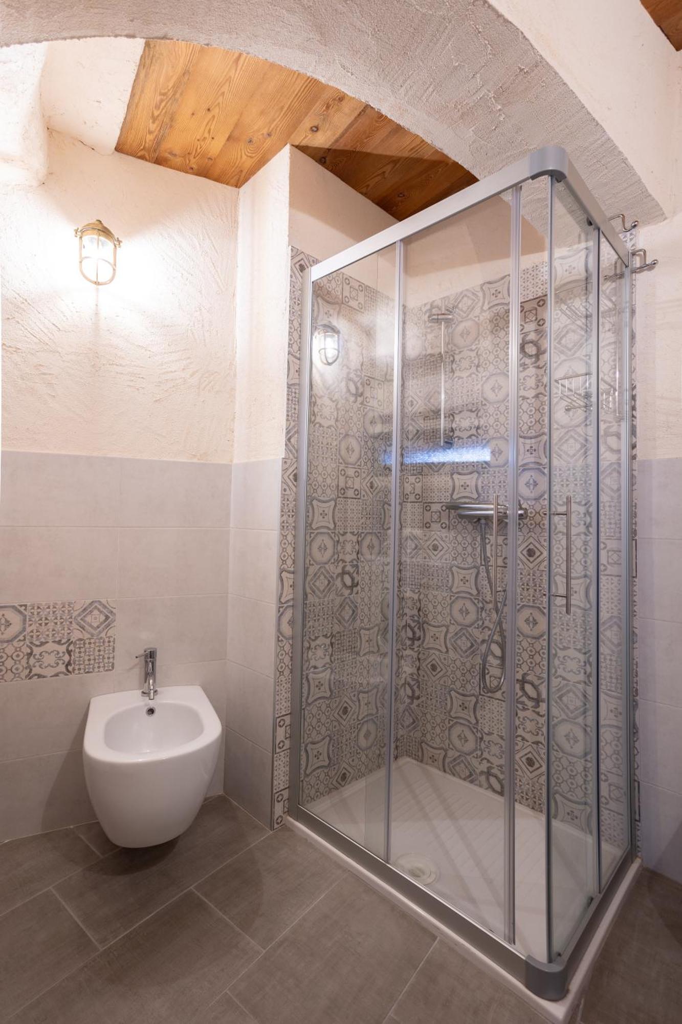 Da Tinti Apartment Madonna Del Sasso Bagian luar foto